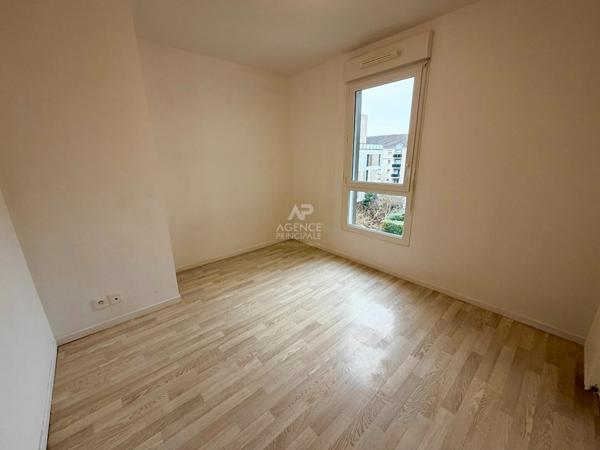 À vendre : Appartement 4 pièces lumineux à Cergy €259 000 ** - Référence 2250