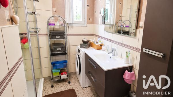 Maison à vendre 4 pièces 80,42 m² Lons-le-Saunier