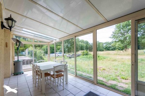 Maison à vendre 175 000 € Saint-Bonnet-sur-Gironde 6 p 170 m² DPE E