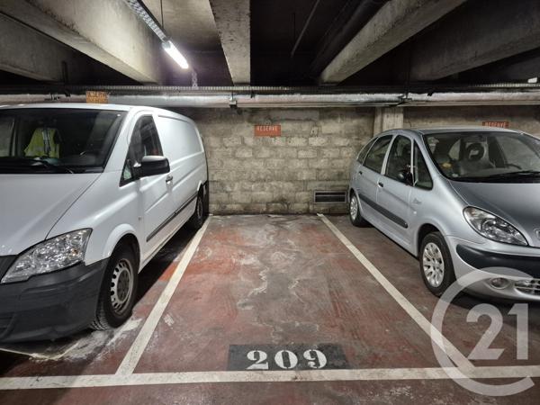 Parking à vendre  11,23 m2 PARIS - 75013
