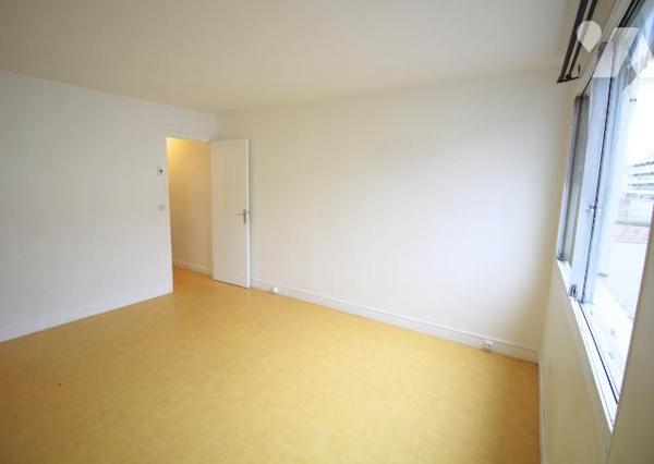 MONTROUGE - A 700m DU METRO ET DE LA MAIRIE