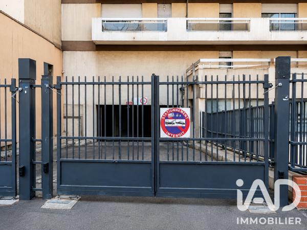 Parking à vendre 12 m² Paris 11