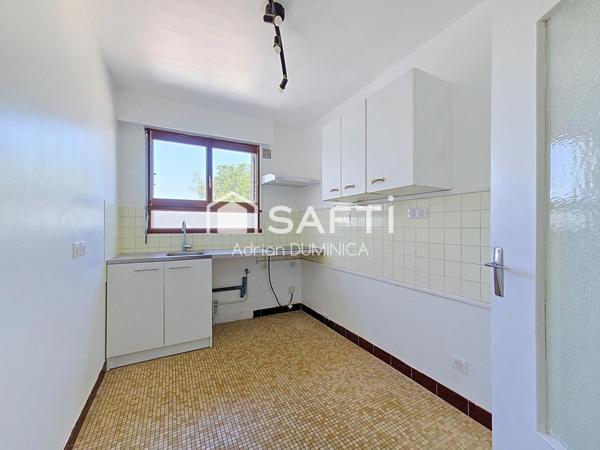 Très bel appartement avec balcon et une belle vue dégagée