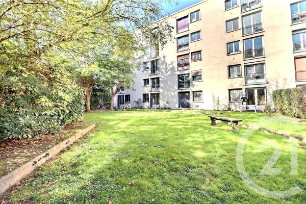 Appartement F4 à vendre  4 pièces - 64 m2 PANTIN - 93