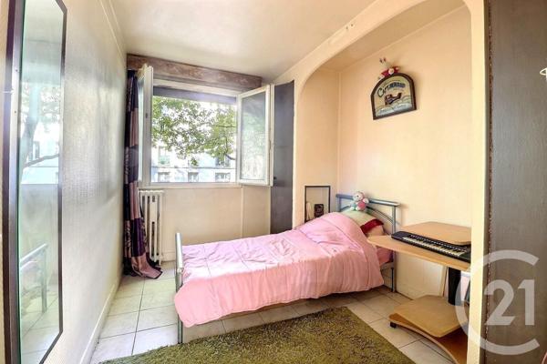 Appartement F4 à vendre  4 pièces - 64 m2 PANTIN - 93