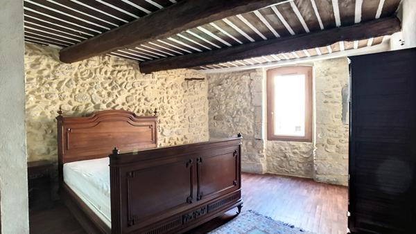 Maison 5 pièces - 184 m² Exclusivité efficity