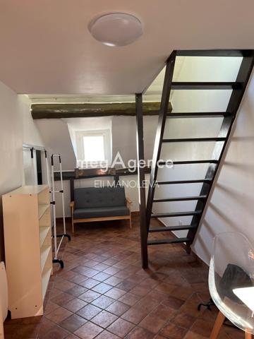 Appartement à PARIS 18E ARRONDISSEMENT, 75018 - 2 pièces 33m²