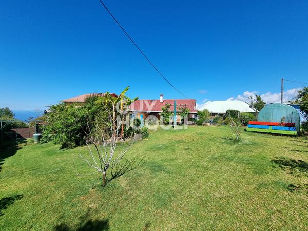 Maison 8 pièces avec dépendance - Plaine Des Cafres