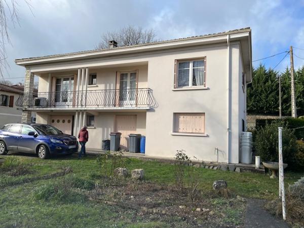 PROCHE DU CENTRE VILLE DE NERAC