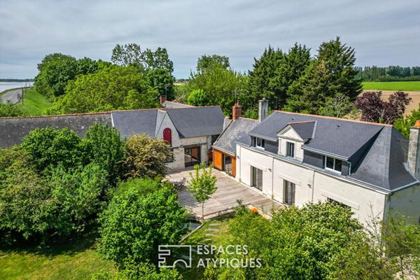 Propriété authentique et rénovée sur les bords de Loire