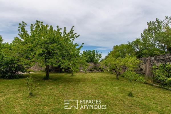 Propriété authentique et rénovée sur les bords de Loire