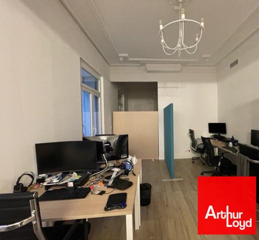 Bureaux à louer Montpellier centre-ville proche gare Saint-Roch 130 m2