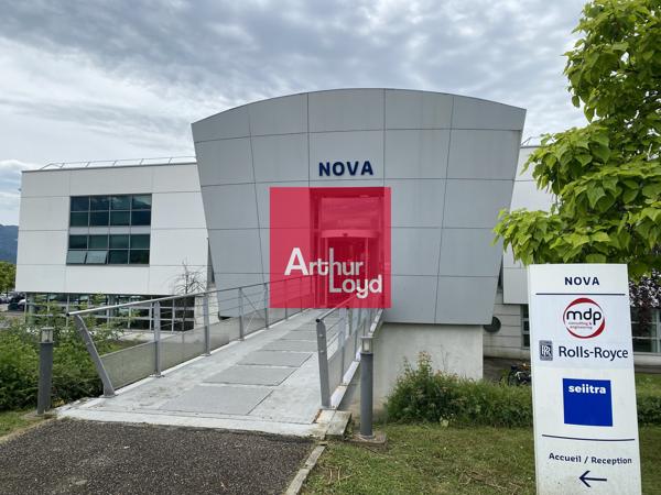 Bureaux à louer à Montbonnot au cœur d’Innovallée avec parkings privatifs