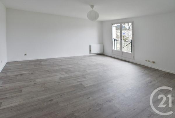 Appartement F1 à vendre  1 pièce - 34 m2 CROSNE - 91