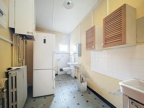 Maison à rénover Quartier Saint-Anne, beau jardin, avec garage