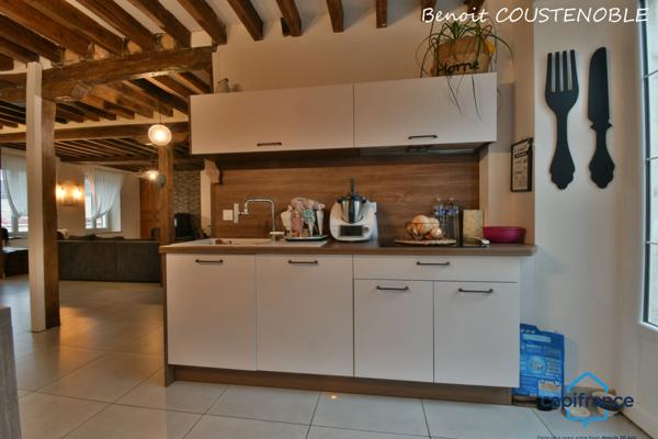 Maison à vendre de 188 m ²- 3 chambres à LABORDE commune de AUXERRE (89) - Terrain 1 740 m² - avec dépendances