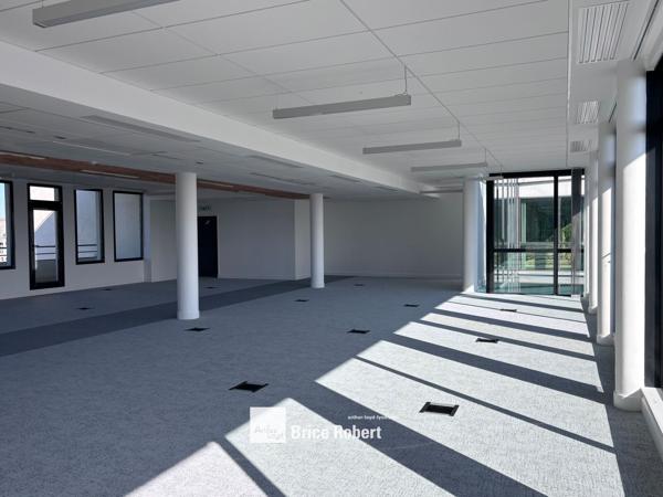 Bureaux à louer à Lyon bureaux rénovés centre Part Dieu proche gare