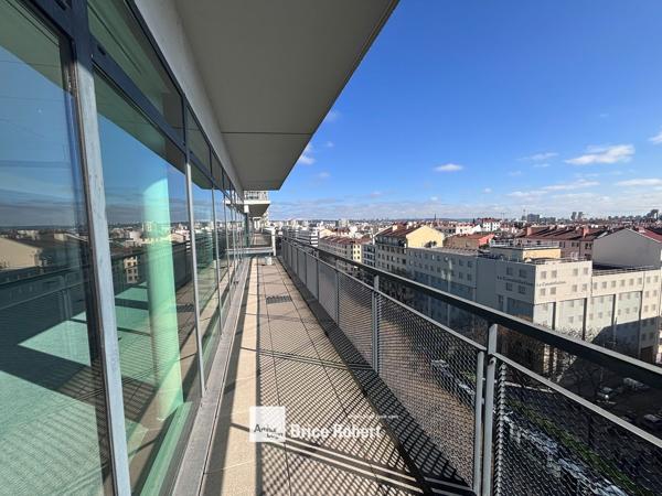 Bureaux à louer à Lyon bureaux rénovés centre Part Dieu proche gare