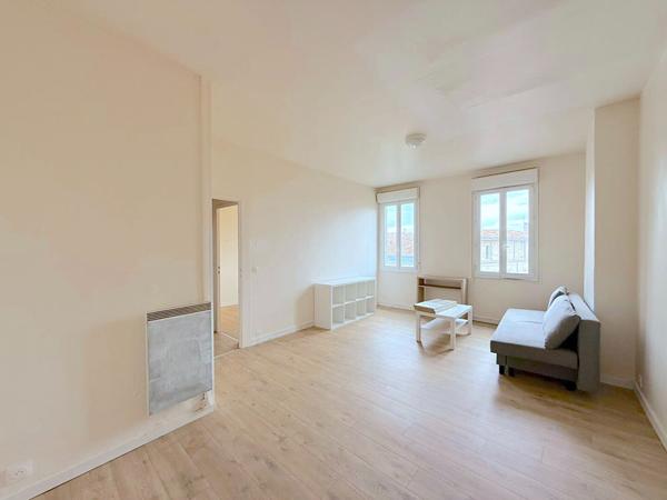 A LOUER APPARTEMENT 3 PIECES MEUBLÉS - SECTEUR BORDEAUX QUARTIER VICTOIRE-CAPUCINS , Bordeaux