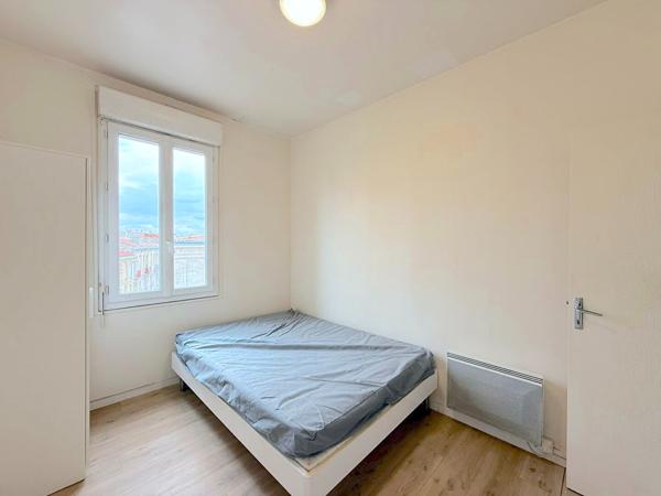 A LOUER APPARTEMENT 3 PIECES MEUBLÉS - SECTEUR BORDEAUX QUARTIER VICTOIRE-CAPUCINS , Bordeaux