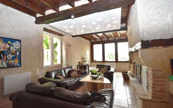 Maison à vendre    7 pièces • 237 m2 Coudures