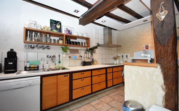 Maison à vendre    7 pièces • 237 m2 Coudures