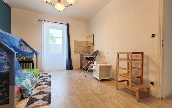 Maison à vendre    10 pièces •  Rivière-Saas-et-Gourby