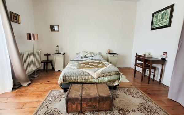 Maison à vendre    10 pièces •  Rivière-Saas-et-Gourby