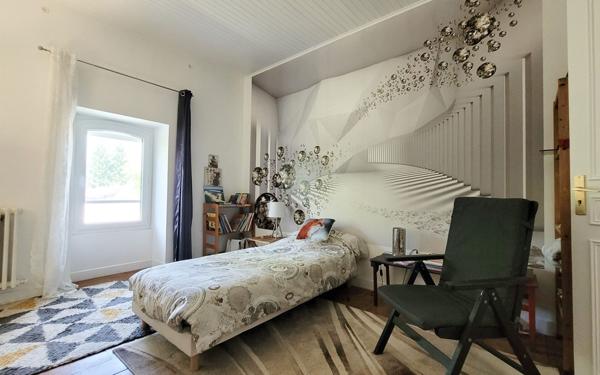 Maison à vendre    10 pièces •  Rivière-Saas-et-Gourby