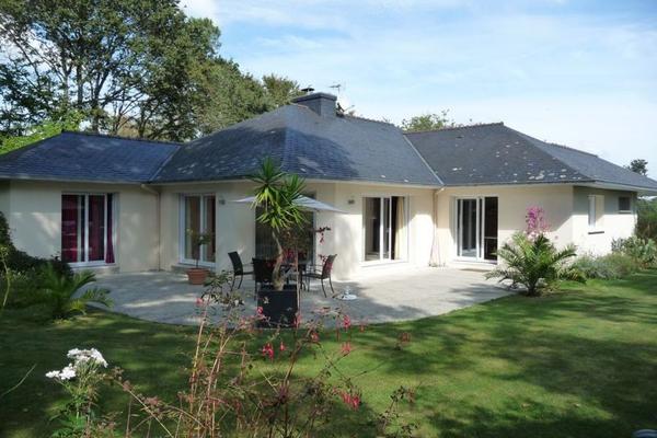 A vendre, un plain-pied d'architecte au LENDU à Quimper.