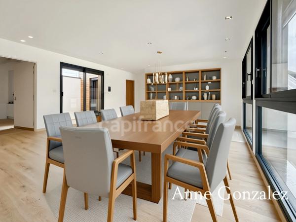 ORLEANS Centre quartier Madeleine rare à la vente appartement Penthouse T4 avec patio intérieur et terrasse dans petite copropriété