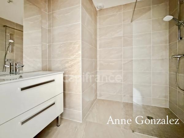 ORLEANS Centre quartier Madeleine rare à la vente appartement Penthouse T4 avec patio intérieur et terrasse dans petite copropriété