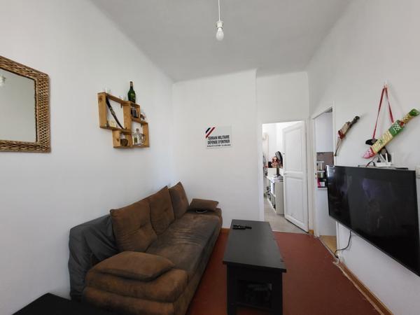 Carnoules (83660) Maison de village à vendre avec 3 logements.