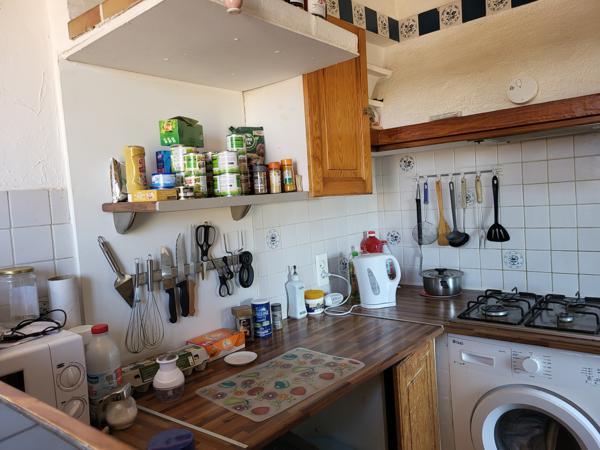 Carnoules (83660) Maison de village à vendre avec 3 logements.