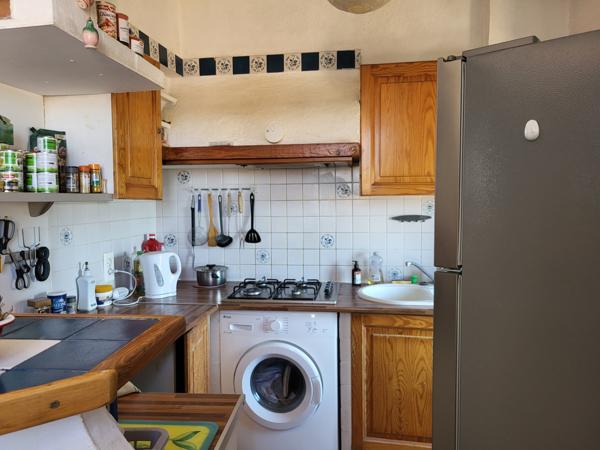 Carnoules (83660) Maison de village à vendre avec 3 logements.