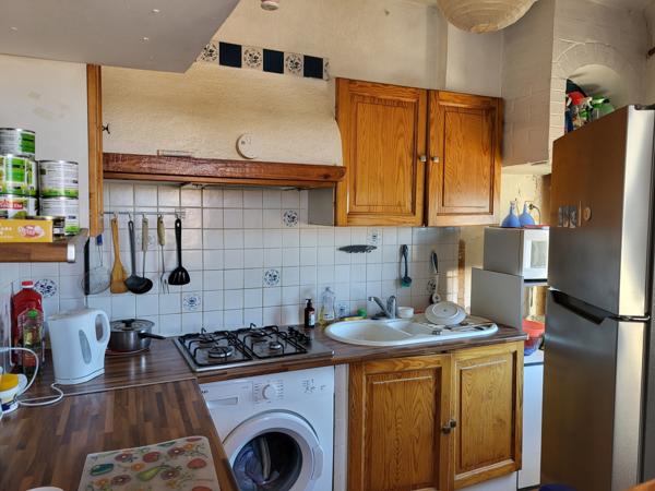 Carnoules (83660) Maison de village à vendre avec 3 logements.