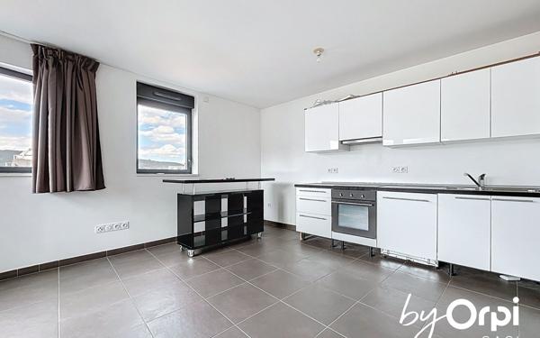 Appartement à vendre    3 pièces • 60,62 m2 Clermont-Ferrand