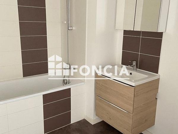 Location Appartement 3 pièces 62.6 m² - 4 RUE ANDREE VIOLLIS Nantes 44100