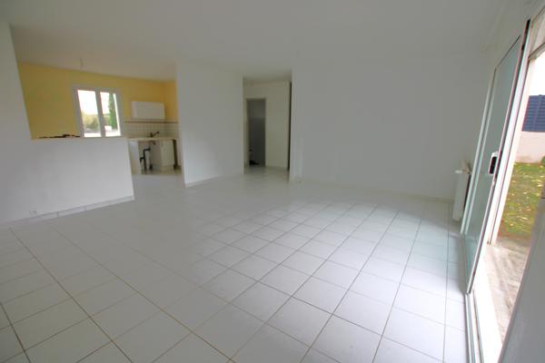 Plain pied - Proche de toutes commodités