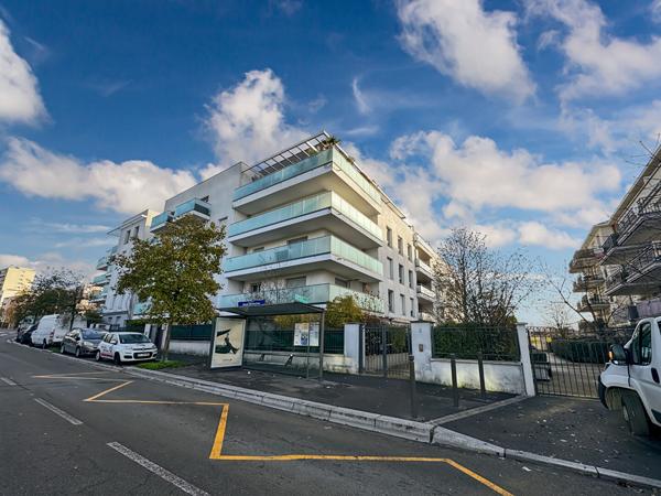 Appartement Rosny Sous Bois 3 pièce avec jardin