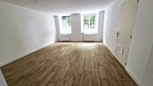 MAISON 204 M2 ENVIRON, IDEAL GRANDE FAMILLE OU INVESTISSEUR