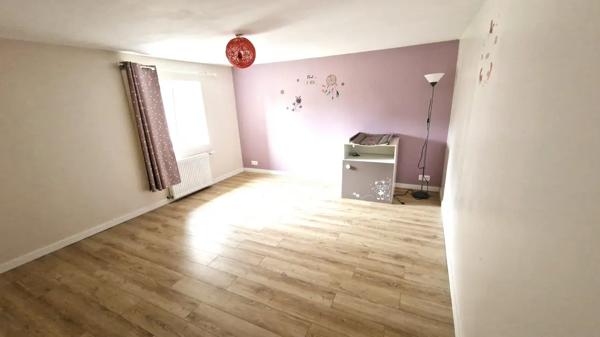 MAISON 204 M2 ENVIRON, IDEAL GRANDE FAMILLE OU INVESTISSEUR