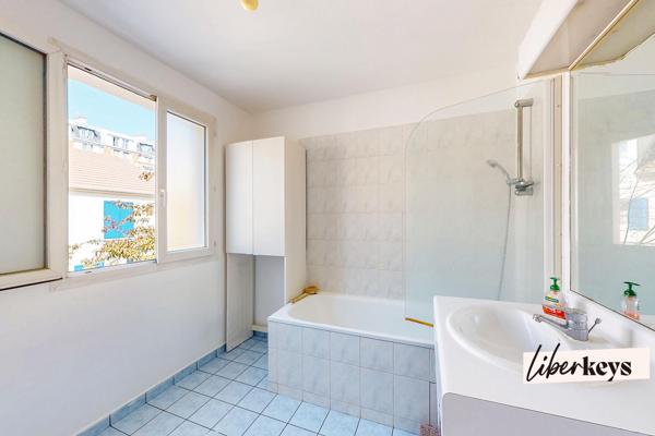 Maison familiale de 118 m² – 4 chambres – jardin – terrasse – garage