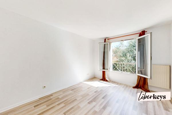 Maison familiale de 118 m² – 4 chambres – jardin – terrasse – garage
