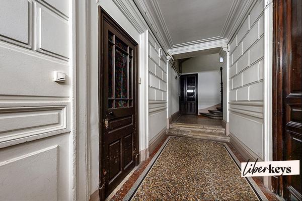 Appartement de caractère- 5 pièces- Nîmes Monjardin