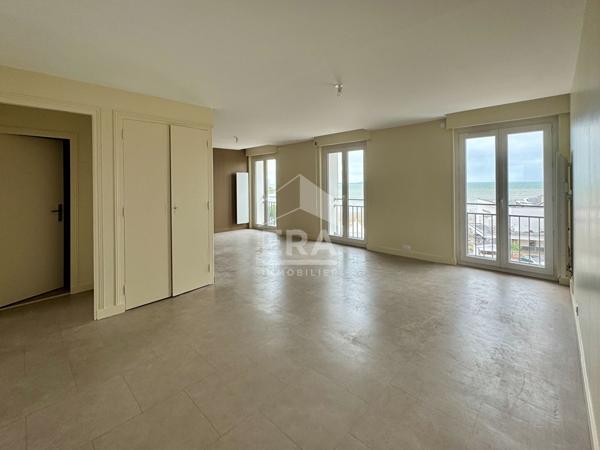 A louer - Appartement 4 pièces Vue Mer - Pontaillac