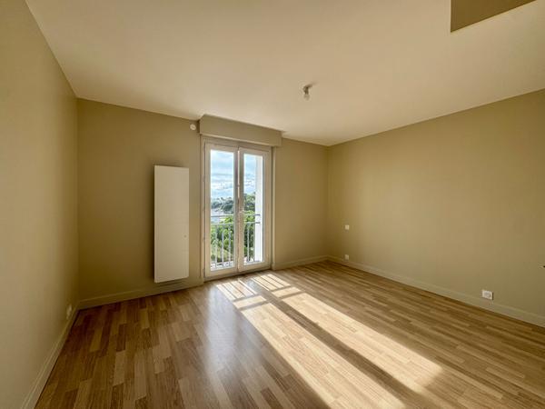A louer - Appartement 4 pièces Vue Mer - Pontaillac