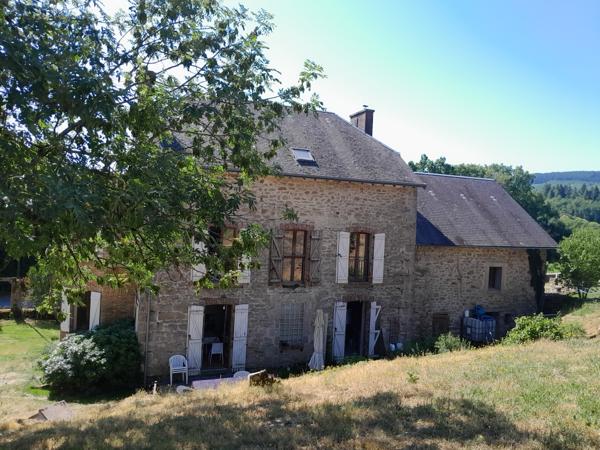 Maison
         9 pièces
        - 226 m² 197 900 €*