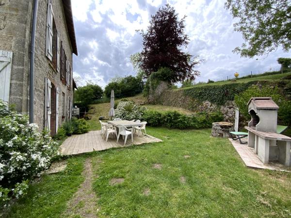 Maison
         9 pièces
        - 226 m² 197 900 €*