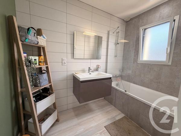 Maison à vendre  7 pièces - 127,23 m 2   GRANVILLE  - 50